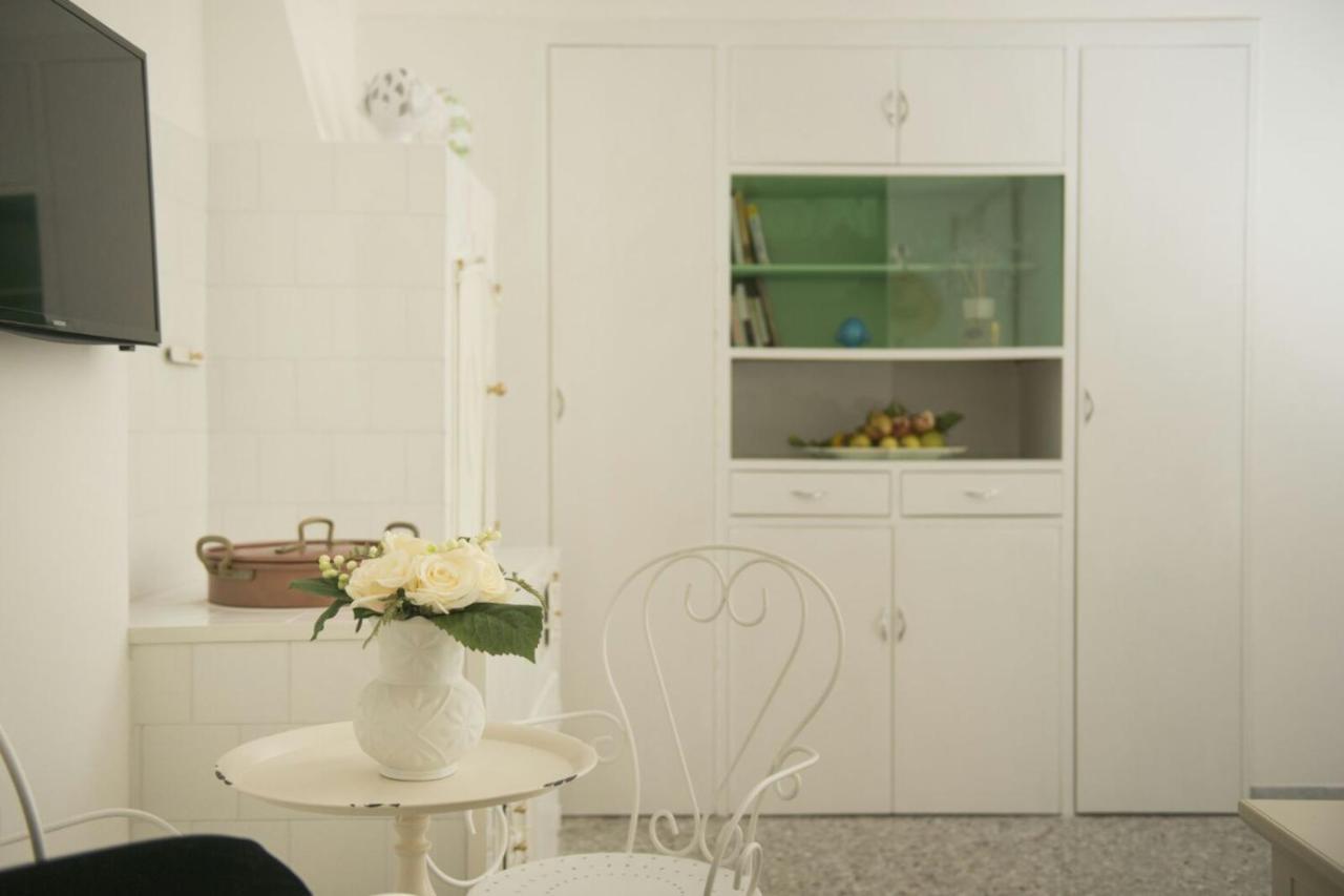 تْشيستيرنِنو Dimora Cappuccini Guest House المظهر الخارجي الصورة