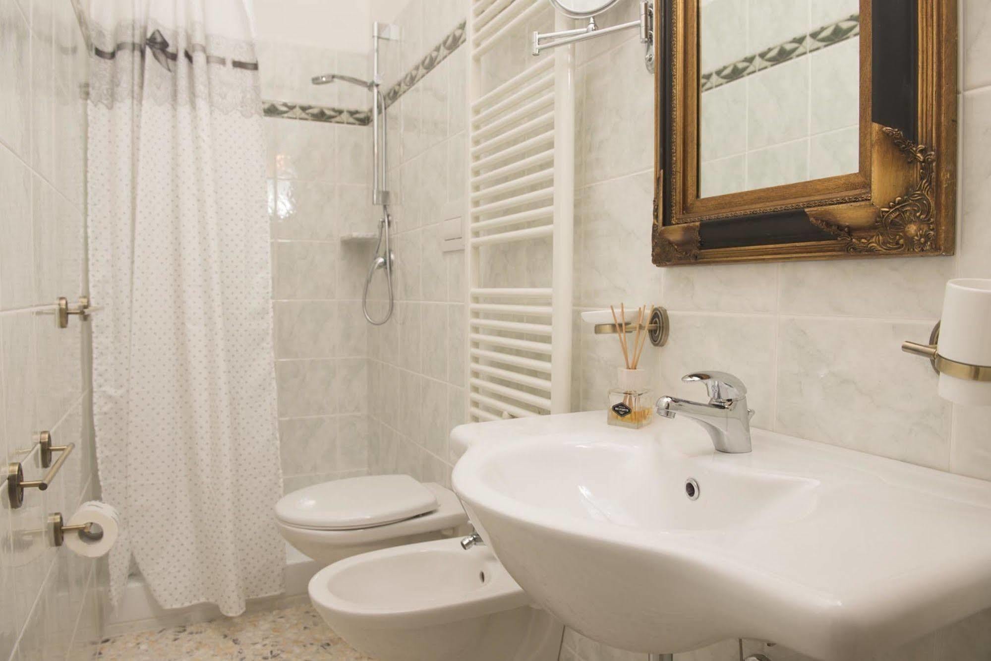 تْشيستيرنِنو Dimora Cappuccini Guest House المظهر الخارجي الصورة